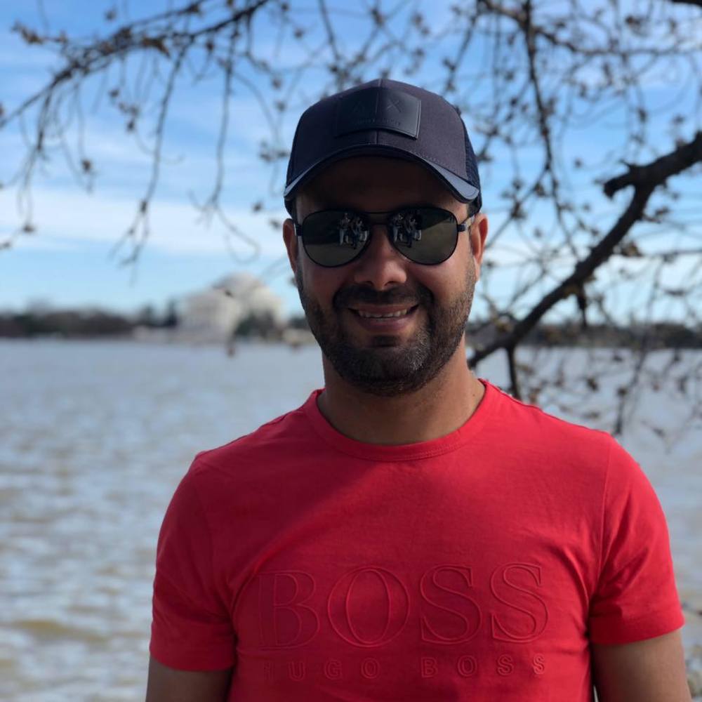 Meet your Posher, San